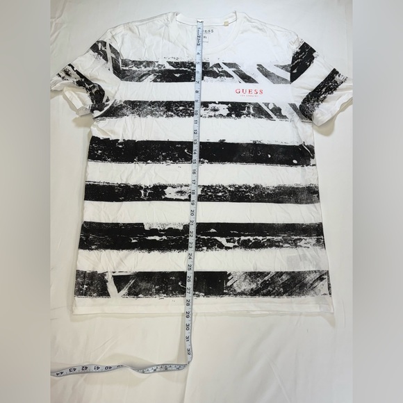 Guess Black and White Striped Men's CrewTee. Size XL - Picture 5 of 7